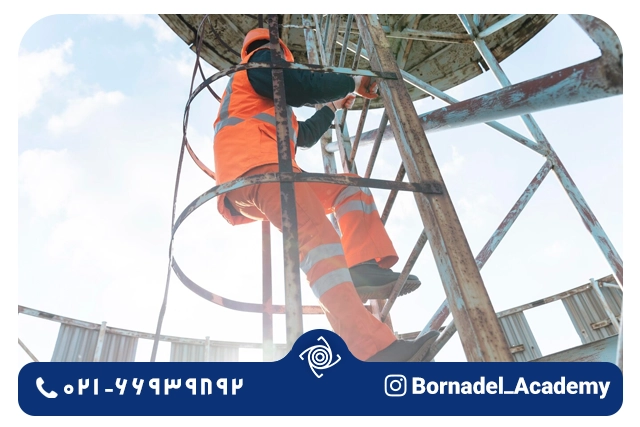اهمیت ایمنی در نصب و استفاده از داربست‌ها